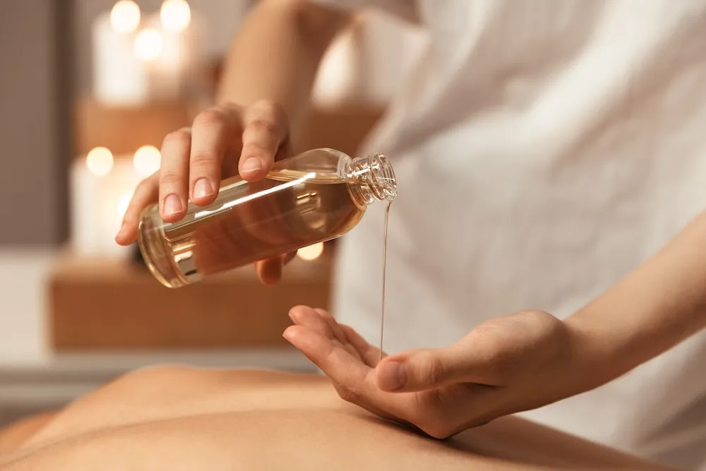 Aromatherapy Oil Massage